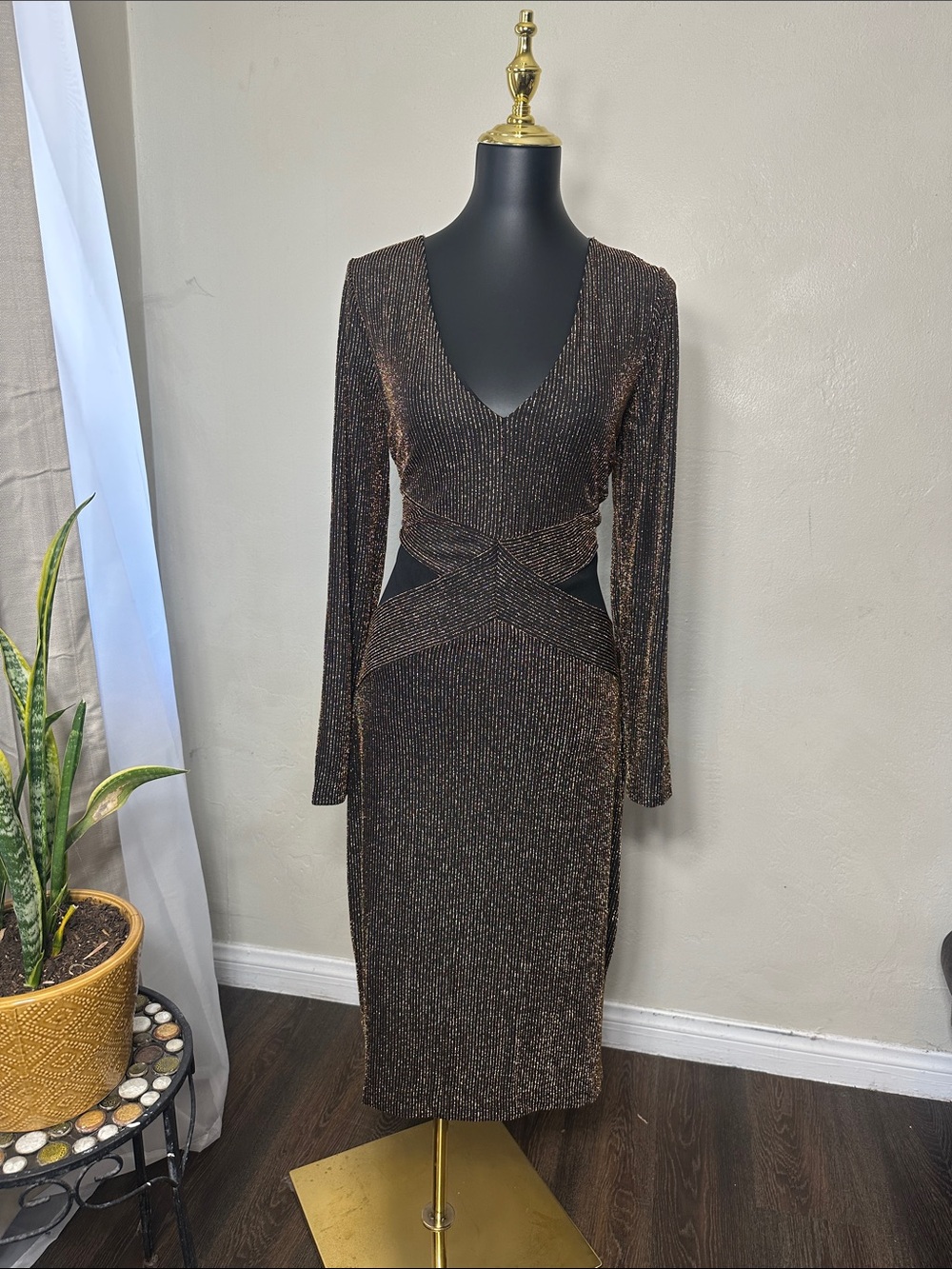 RACHEL Rachel Roy Metallic Brown Long Sleeve V-Neck Cutout Midi Dress
